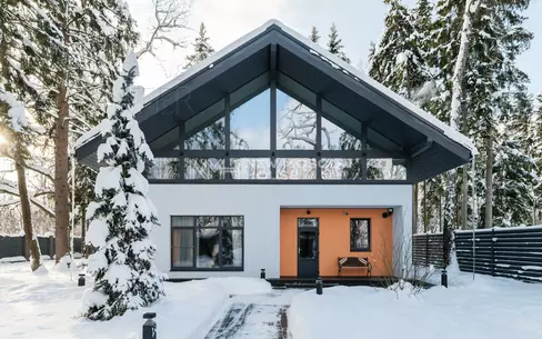 2-этажный коттедж 211 м² с отделкой