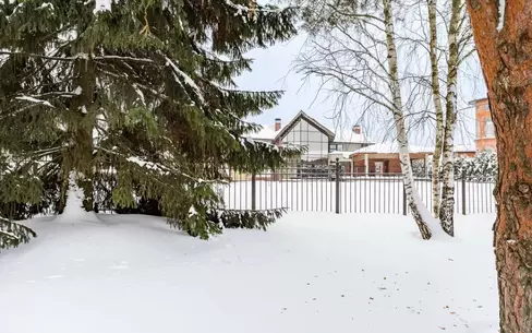 2-этажный коттедж 825 м² без отделки