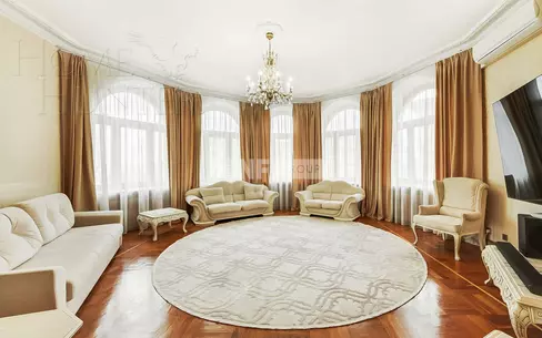 3-комн. кв., 159.5 м², 5/8 этаж