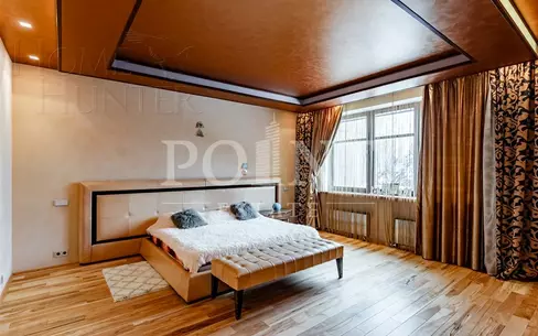 3-этажный коттедж 1 655 м² с отделкой