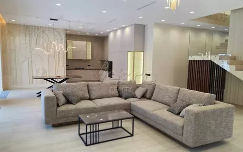 2-этажный коттедж 383 м² с отделкой