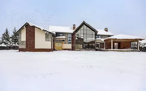 2-этажный коттедж 825 м² без отделки