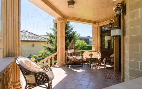 2-этажный коттедж 640 м² с отделкой