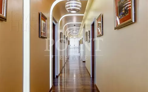 3-этажный коттедж 1 655 м² с отделкой