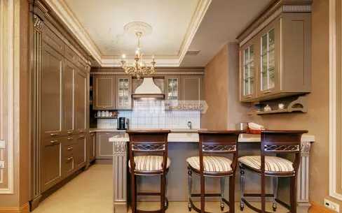 3-КОМН. КВАРТИРА С ОТДЕЛКОЙ 135 М² НА 7 ЭТАЖЕ