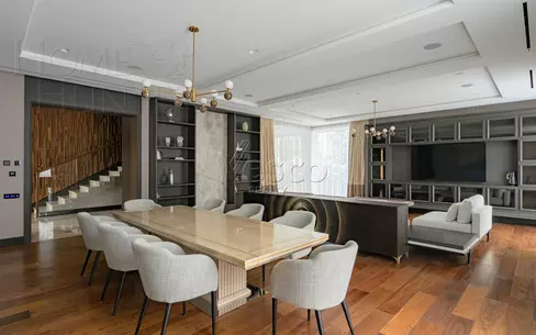 2-этажный коттедж 1 000 м² с отделкой