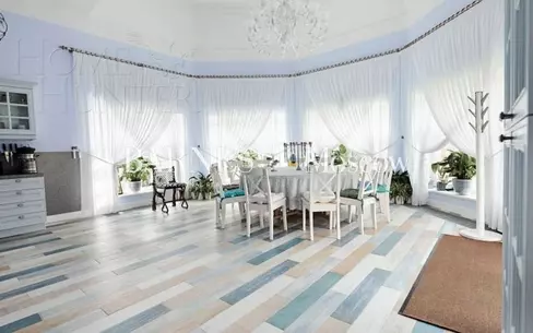 2-этажный коттедж 550 м² с отделкой