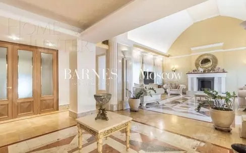 3-этажный коттедж 850 м² с отделкой