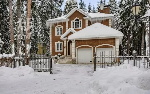 2-этажный коттедж 450 м² с отделкой