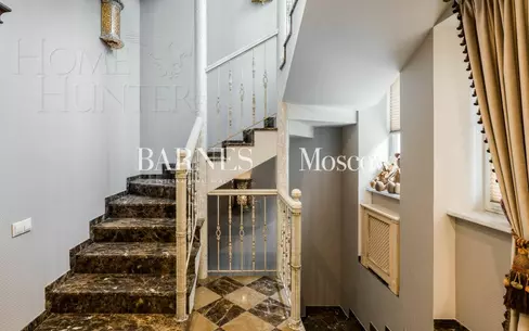 2-этажный коттедж 460 м² с отделкой