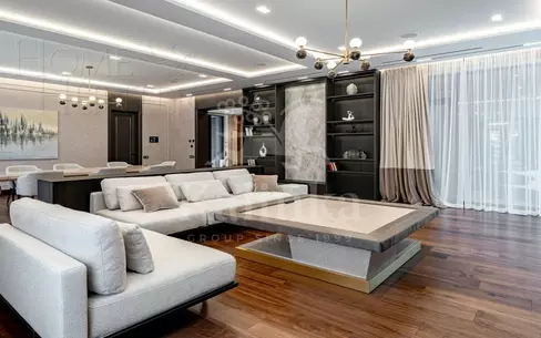 2-этажный коттедж 1 000 м² с отделкой