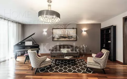 2-этажный коттедж 825 м² с отделкой