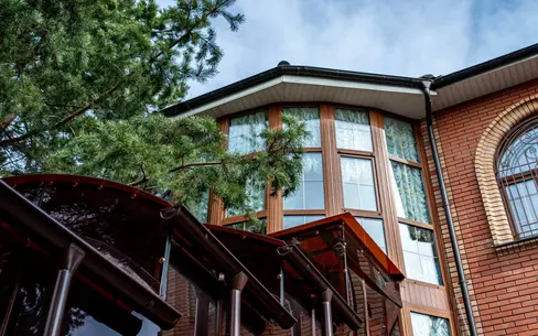 2-этажный коттедж 623 м² с отделкой