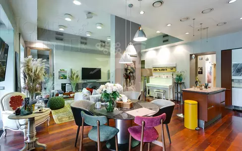 4-КОМН. КВАРТИРА С ОТДЕЛКОЙ 150 М² НА 1 ЭТАЖЕ