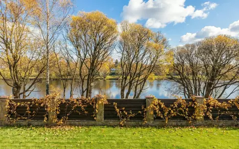 Участок 10 сот. в охраняемом поселке