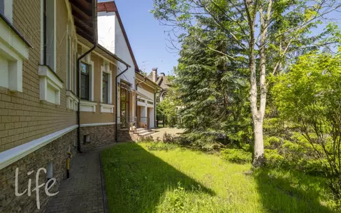 1-этажный коттедж 450 м² с отделкой