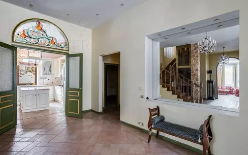 2-этажный коттедж 615 м² с отделкой