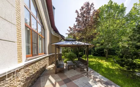 1-этажный коттедж 450 м² с отделкой