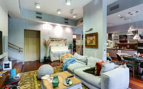 4-КОМН. КВАРТИРА С ОТДЕЛКОЙ 150 М² НА 1 ЭТАЖЕ