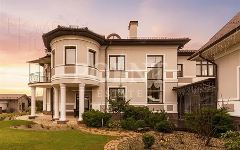 2-этажный коттедж 570 м² с отделкой