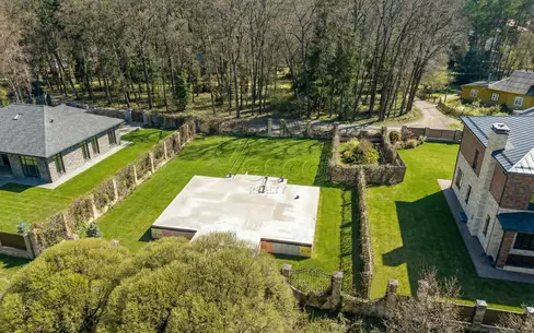 Участок 10 сот. в охраняемом поселке