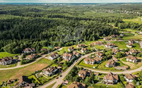 3-этажный коттедж 983.8 м² с отделкой