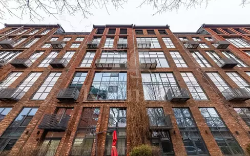 2-УРОВНЕВЫЕ АПАРТАМЕНТЫ БЕЗ ОТДЕЛКИ 157 М² НА 4 ЭТАЖЕ