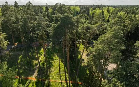 Участок 10.1 сот. в охраняемом поселке