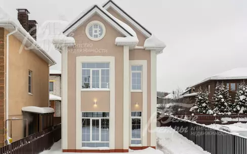 3-этажный коттедж 148 м² с отделкой