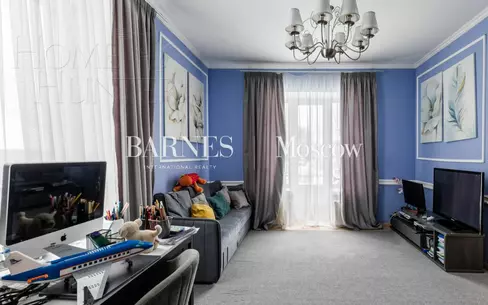 3-этажный коттедж 400 м² с отделкой