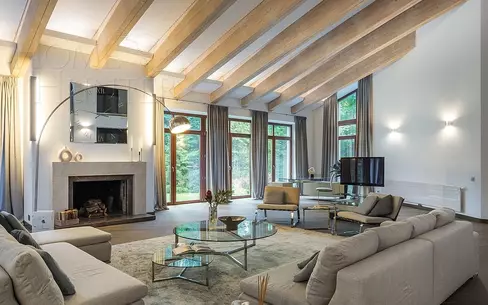 2-этажный коттедж 900 м² с отделкой