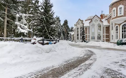 Участок 20 сот. в охраняемом поселке