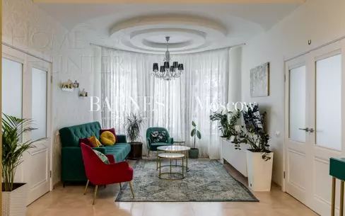 3-этажный коттедж 400 м² с отделкой