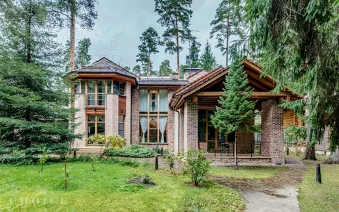 2-этажный коттедж 600 м² с отделкой