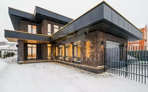 2-этажный коттедж 286 м² с отделкой