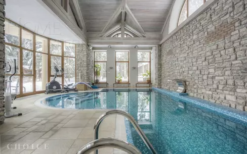 2-этажный коттедж 600 м² с отделкой