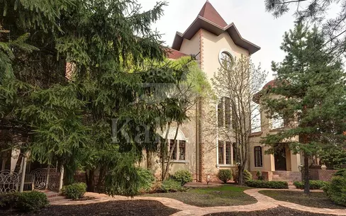 2-этажный коттедж 980 м² с отделкой