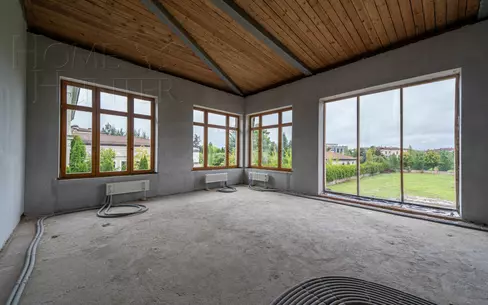 2-этажный коттедж 1 320 м² без отделки