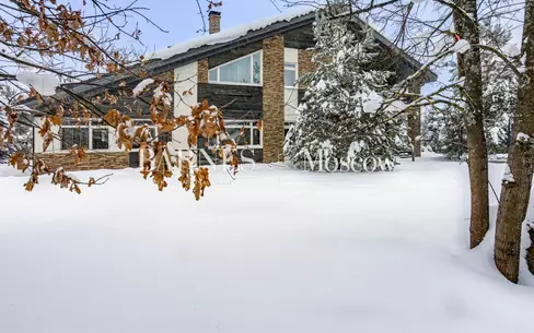 3-этажный коттедж 700 м² с отделкой