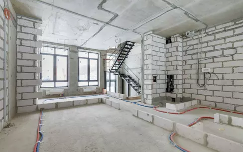 2-УРОВНЕВЫЙ ОСОБНЯК БЕЗ ОТДЕЛКИ 134.3 М² НА 1 ЭТАЖЕ