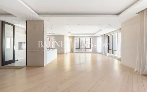 3-комн. кв., 179.6 м², 3/7 этаж