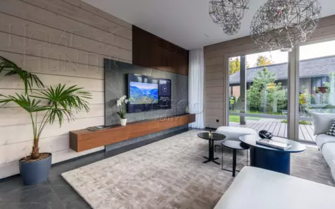 2-этажный коттедж 554 м² с отделкой