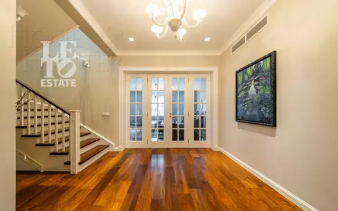 2-этажный коттедж 530 м² с отделкой