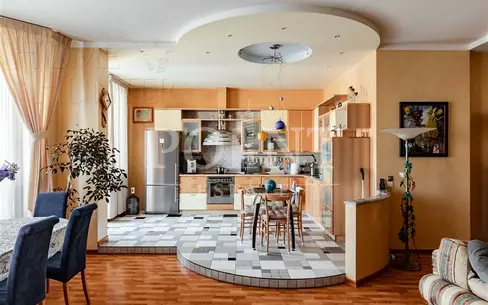 4-КОМН. КВАРТИРА С ОТДЕЛКОЙ 138 М² НА 7 ЭТАЖЕ