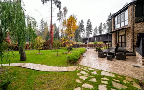 2-этажный коттедж 750 м² с отделкой