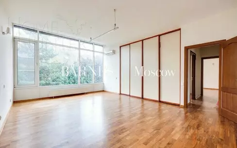 3-этажный таунхаус 405 м² с отделкой