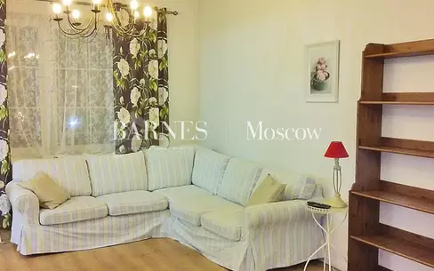 2-этажный коттедж 350 м² с отделкой