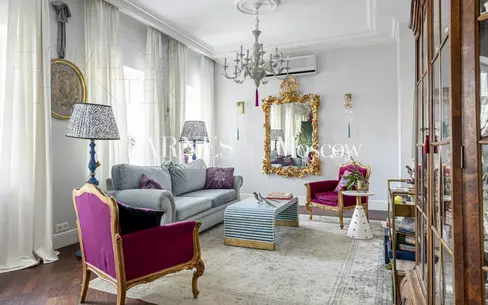 5-КОМН. КВАРТИРА С ОТДЕЛКОЙ 141.2 М² НА 2 ЭТАЖЕ