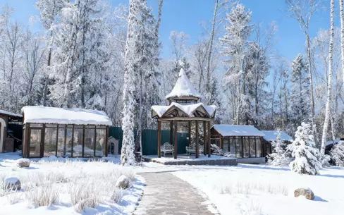 2-этажный коттедж 4 000 м² с отделкой