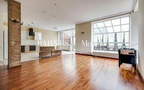 3-этажный таунхаус 405 м² с отделкой